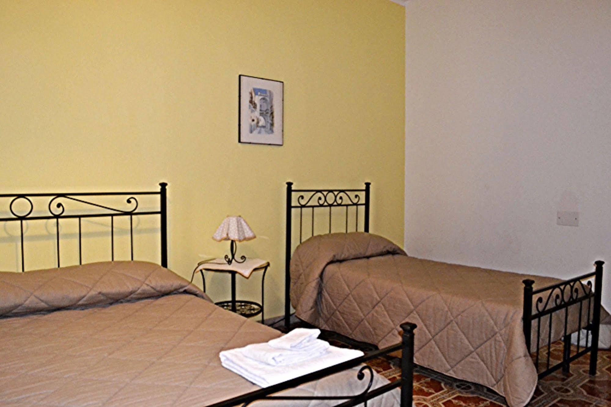Catania Inn Rooms Extérieur photo